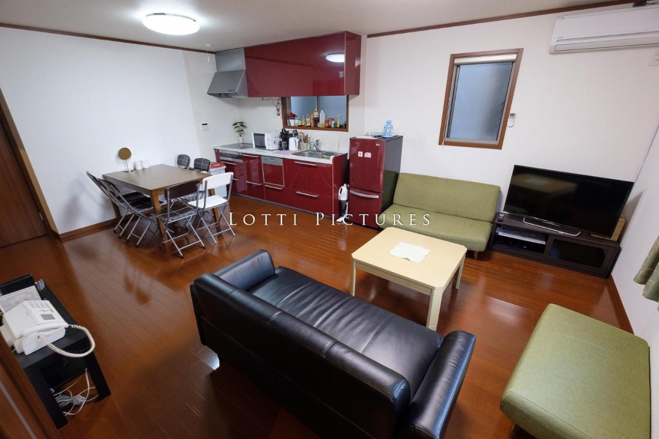 Tammy Hostel Villa Osaka Esterno foto