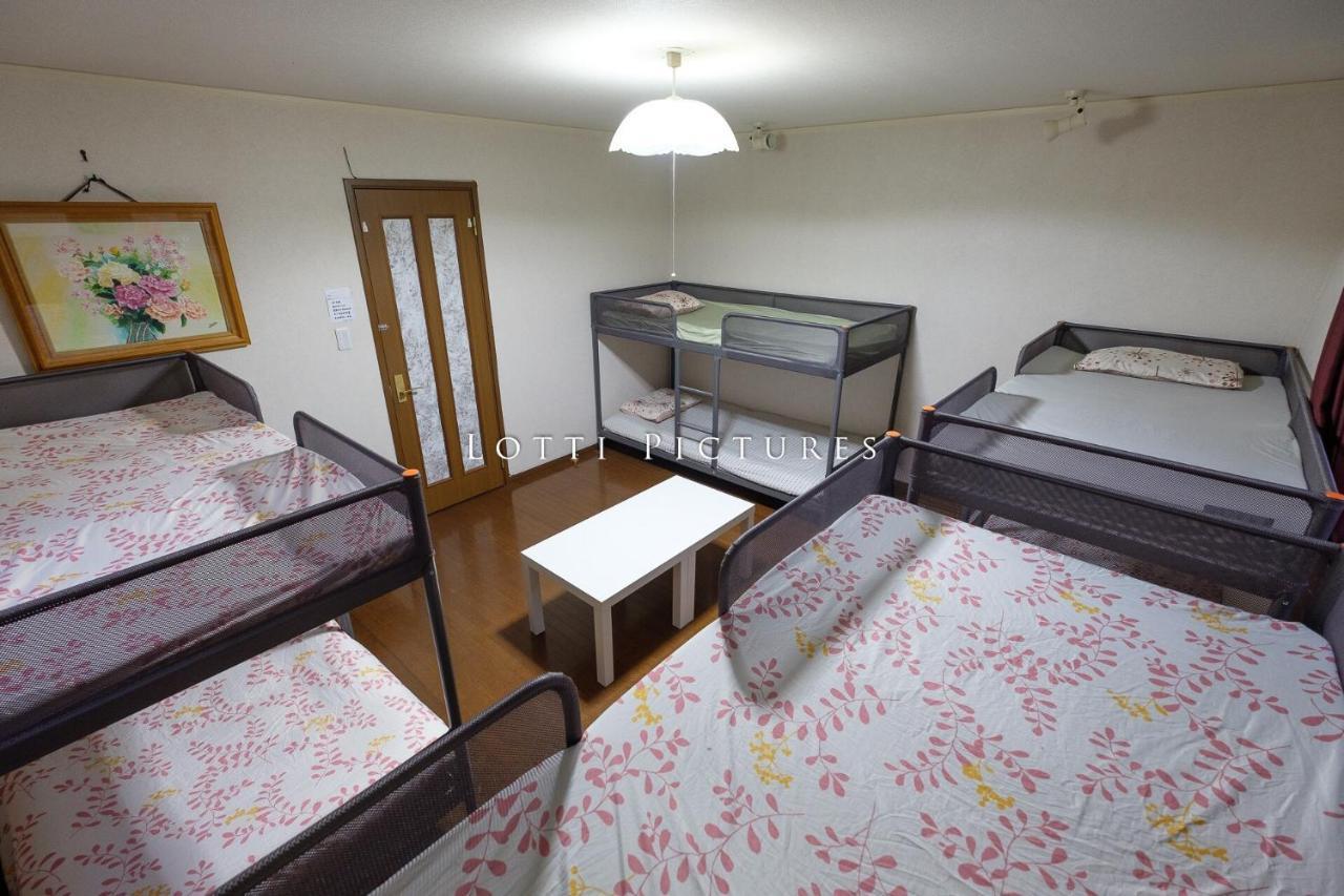 Tammy Hostel Villa Osaka Esterno foto