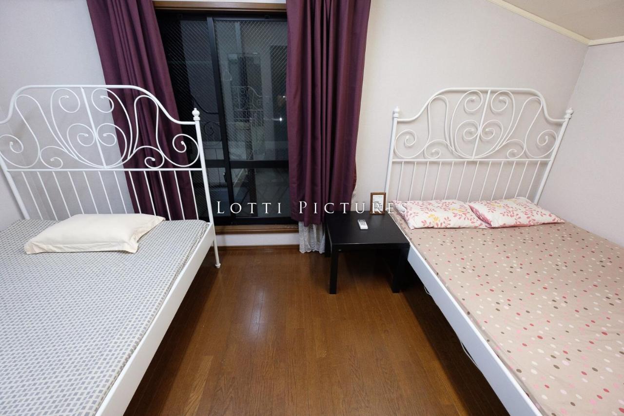 Tammy Hostel Villa Osaka Esterno foto