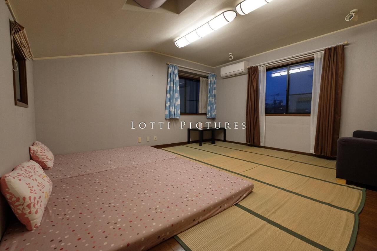 Tammy Hostel Villa Osaka Esterno foto